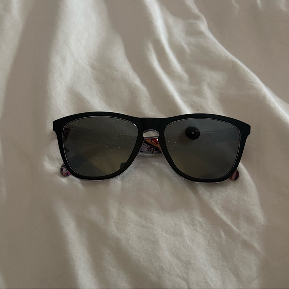 COLORFUL OAKLEY SUNGLASSES